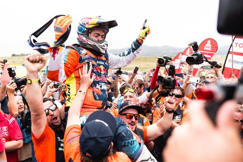 Benavides gana en casa, pero Matthias Walkner consigue el primer Dakar para Austria y el 17º consecutivo de KTM