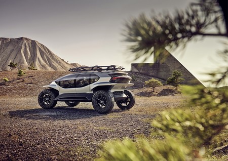 Audi AI:TRAIL Quattro, la firma apuesta por SUV eléctricos, autónomos y con IA
