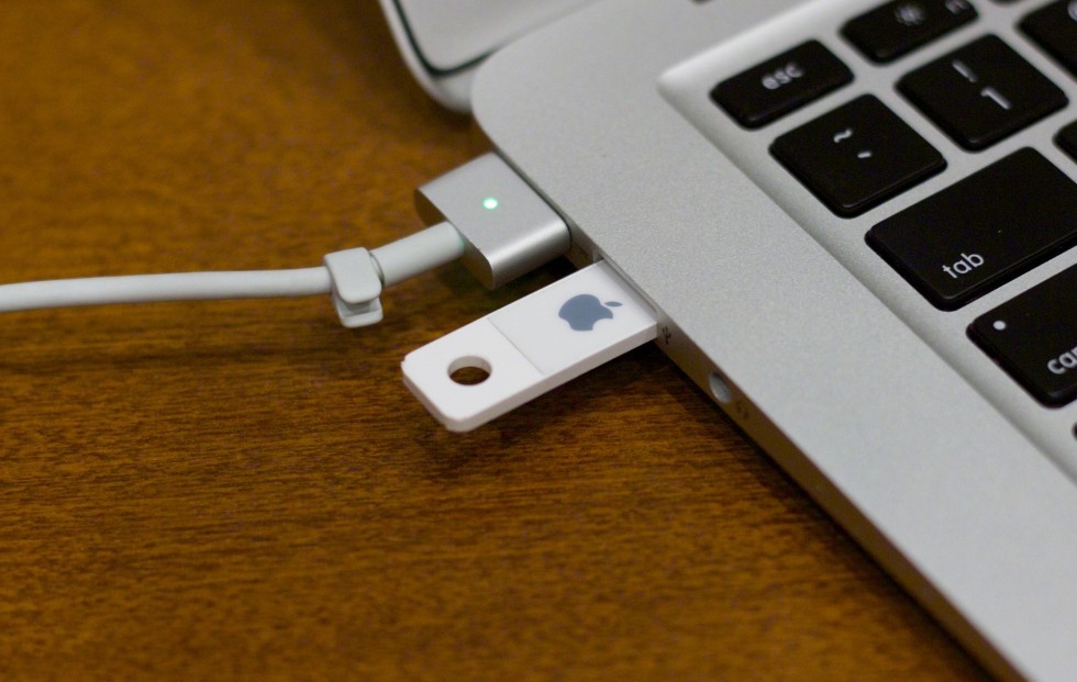 La forma más sencilla y rápida de crear un USB booteable en Mac para instalar macOS Sierra