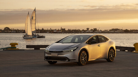 Toyota Prius 2023 8