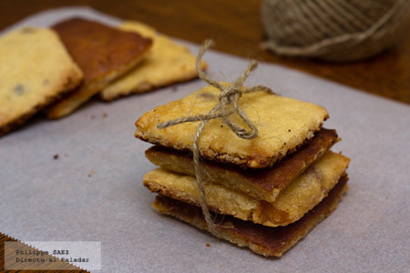 Galletas de miel y avellanas. Receta de Navidad