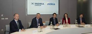 Indra compra Hispasat por 725 millones de euros y toma el control total del espacio español 