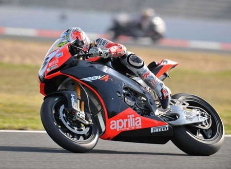 Max Biaggi Magny Cours 2009