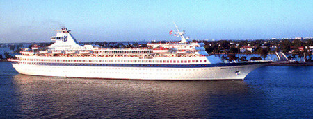 El crucero Song of Norway retenido en el puerto de Nueva York