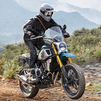 CFMoto 700CL-X Adventure: la rival china que quiere comerle la tostada a la Ducati Scrambler por menos dinero