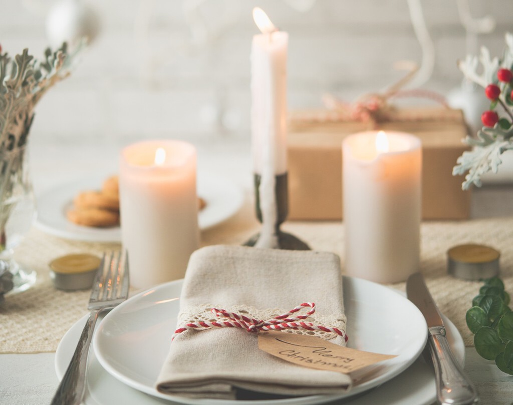 Lidl lanza el viernes los manteles navideños más elegantes: incorporan un camino de mesa y cuestan menos de 10 euros 