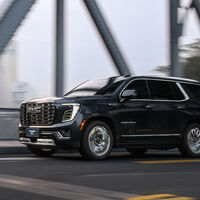 Ni aranceles, ni boicot. El problema de que no haya coches americanos en Europa son los coches americanos: no nos interesan 