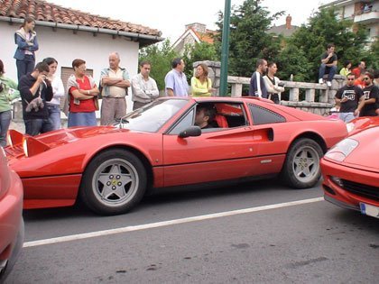 Concentración Ferrari en Suances