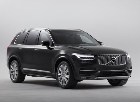 Volvo XC90 Recharge, la versión 100% eléctrica, llegará hasta el 2022