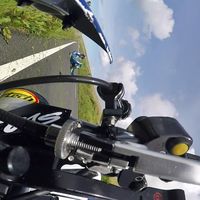 Así fue la aterradora caída de Ian Hutchinson en el Tourist Trophy