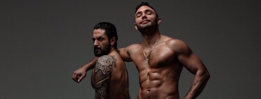 Estas son las fotos de Cristian Suescun completamente desnudo junto a Rafael Amargo (a sus pies) para OnlyFans