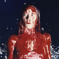 Stephen King tiró a la basura las primeras páginas del libro. Su mujer las rescató y convirtió una escena en historia del cine de terror