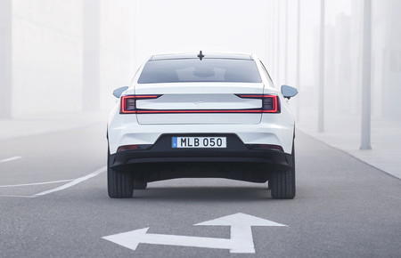 Polestar 2 02