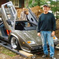 Un ingeniero pasó 17 años construyendo un sueño que su dinero no podía comprar: tener su propio Lamborghini