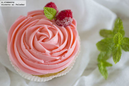 Cupcakes ligeros de queso y frambuesa. Receta