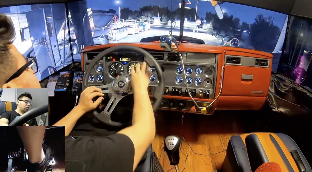 Yo para ser feliz quiero un camión. O en su defecto, construirme esta alucinante cabina para simuladores de camiones