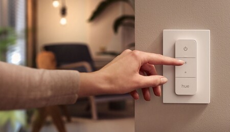Philips Hue anuncia cuatro nuevos productos: dos luces exteriores, un módulo para interruptor y un 'dimmer'