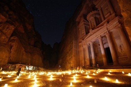 Análisis de una escena nocturna de Petra