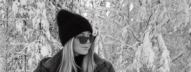 El abrigo más vendido de Sfera es este plumífero azul marino híper calentito y elegante 