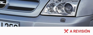 Me he tirado años quejándome de lo mal que alumbra mi coche. Por 100 euros y en 5 minutos lo he solucionado con unas bombillas LED