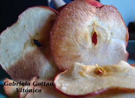 Chips de manzana. Receta saludable