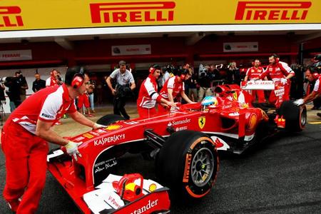 La FIA permitirá utilizar los coches de este año en las próximas pruebas de Pirelli