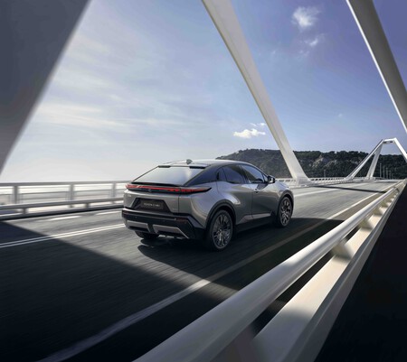 Toyota C Hr Electric Trasera Diagonal