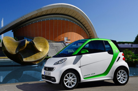 Noruega decide prohibir la venta de coches gasolina y diésel para 2025