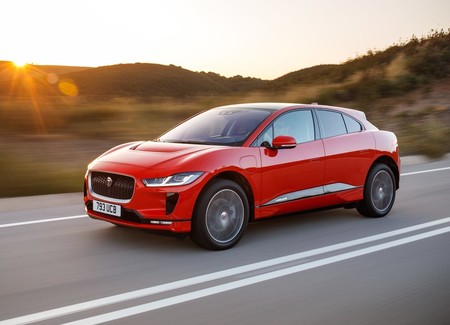 ¡Poder eléctrico! El Jaguar i-Pace gana el Car of the Year 2019