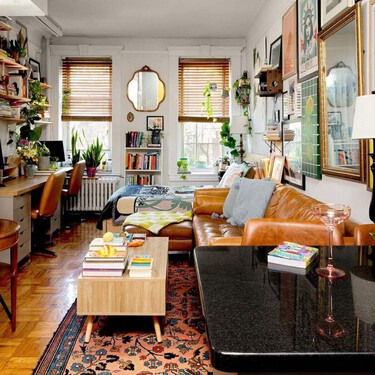 El truco casero para dejar el suelo de madera como nuevo: solo necesitas esta mezcla en el cubo de la fregona