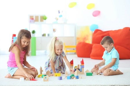 Los bloques siguen siendo el mejor regalo que le puedes comprar a un niño por Navidad