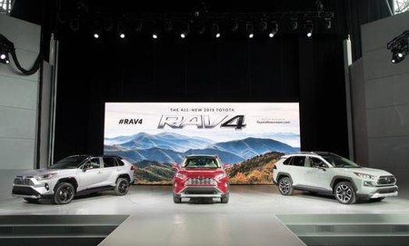 Toyota Nyias 2018 01 Ed875338e61634869b198f364338315e763d19d3 Low