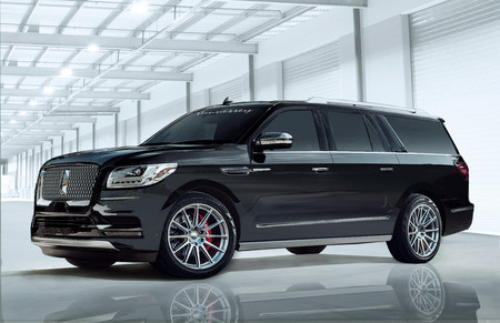 Hasta 608 CV para el V6 biturbo del lujoso Lincoln Navigator, gracias a Hennessey Performance