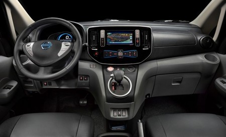 Nissan e-NV200 taxi eléctrico Barcelona 03