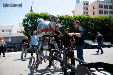 Fallout Temporada 3 Mr Handy Entertainment Weekly