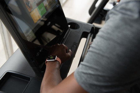 El Apple Watch se integrará en el gimnasio: así quiere motivarte (aun más) para que hagas deporte