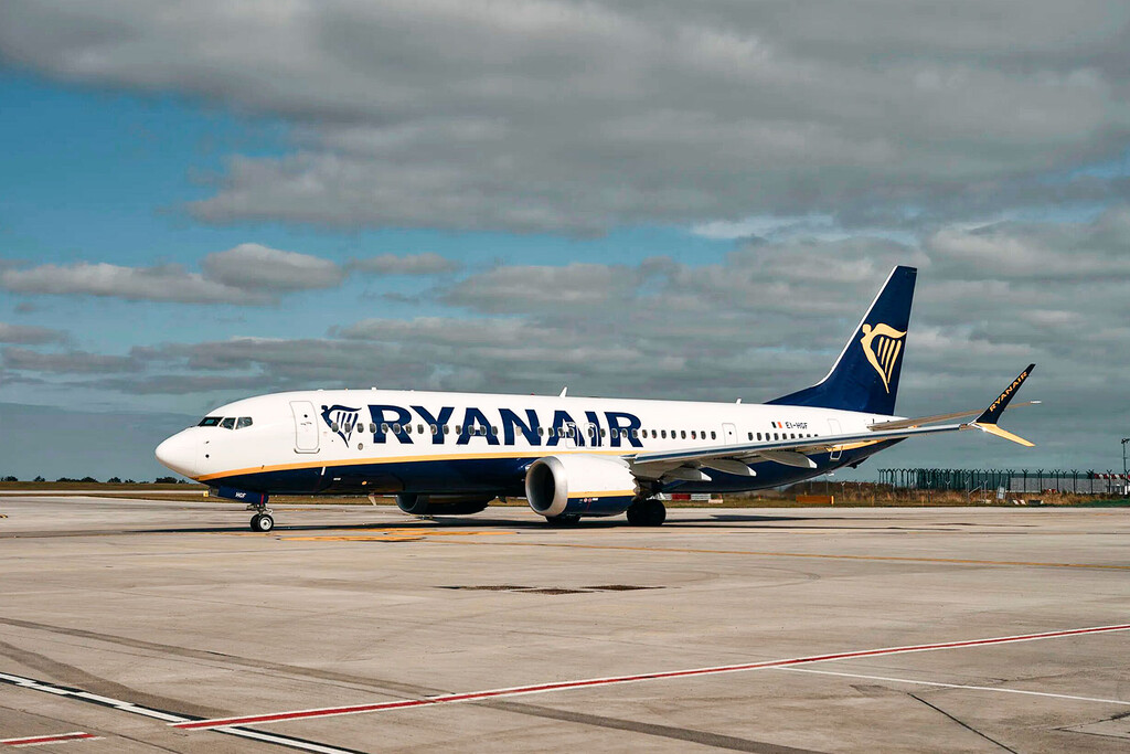 El CEO de Ryanair amenaza con subir un 30% el precio medio de sus billetes: las 'low cost' están dejando de serlo