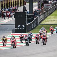 Así será MotoGP en 2022: 22 carreras, 24 pilotos, cuatro motos por marca y menos aerodinámica