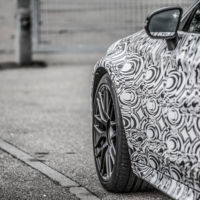 Aún no lo puedes ver, pero bajo todo este camuflaje está el Mercedes-AMG C63 Coupé
