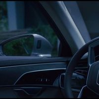 El nuevo Audi A8 se deja ver en este video donde presume su sistema de estacionamiento autónomo