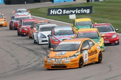 BTCC. Victorias variadas en Rockingham