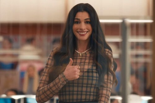 En un Hollywood lleno de secuelas y nostalgia fácil, 'El diablo viste de Prada 2' acaba pareciendo transgresora por tener algo que contar sobre el mundo real