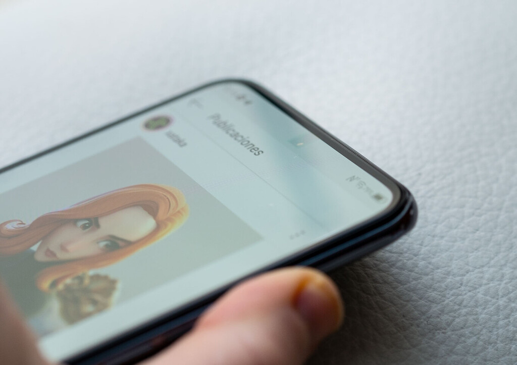 ZTE muestra la primera imagen del ZTE Axon 30 5G con cámara bajo la pantalla mejorada