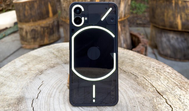 Nothing Phone (1)