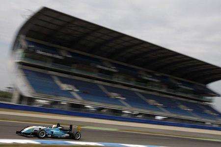 Robert Merhi y Dani Juncadella empiezan bien el fin de semana en Hockenheim