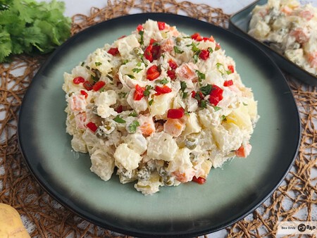 Mayonesa de ave, la ensaladilla de pollo típica de la Navidad argentina