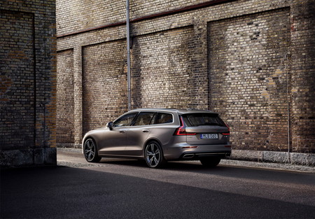 Volvo V60 2019 10