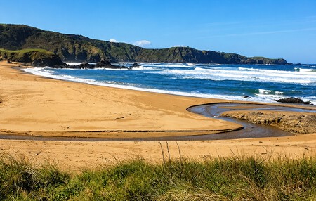 Pueblos Asturias Playas Eclipse Solar 2026 Autentico Tradicional Buena Comida Barato