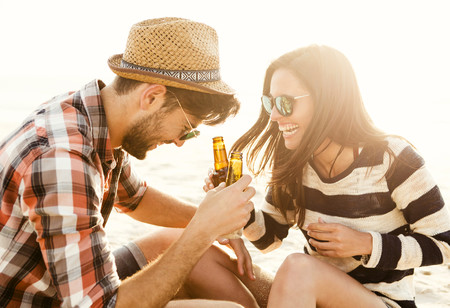 Obtén los beneficios de la cerveza y no hagas panza