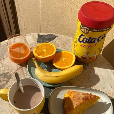 Nunca se me hubiera ocurrido, pero si reutilizas los botes de Cola Cao, puedes hacer tú mismo estos organizadores tan prácticos y bonitos  